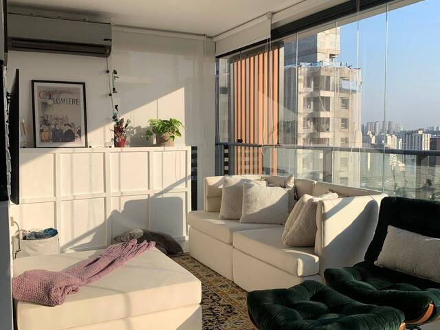 Venda em PINHEIROS - São Paulo