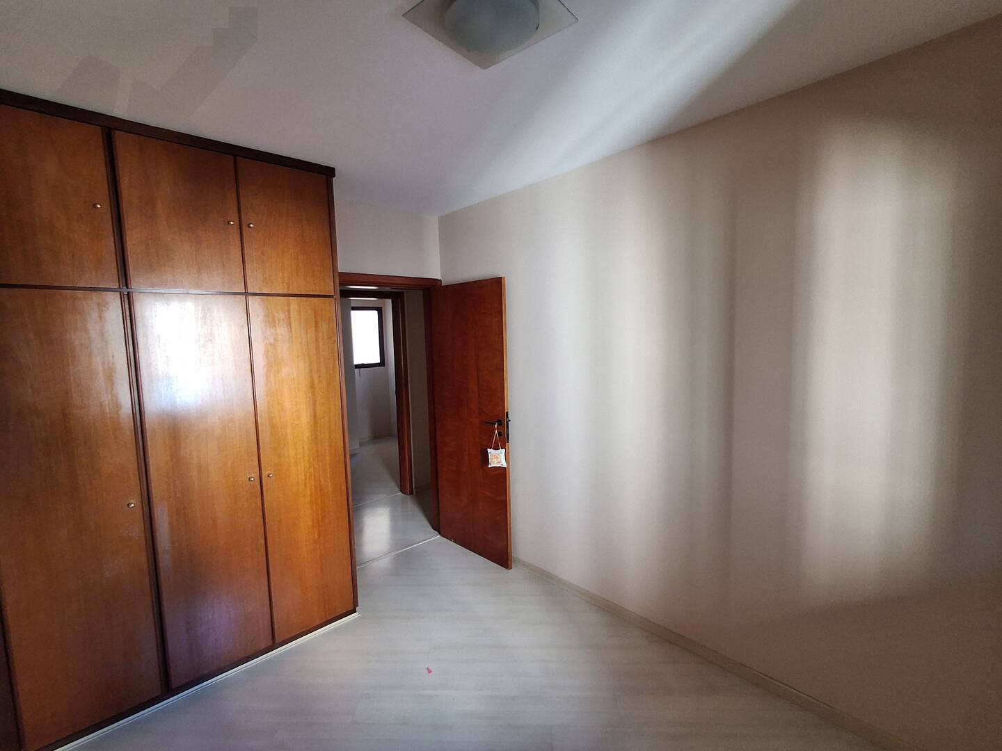 Apartamento para alugar com 3 quartos, 120m² - Foto 15