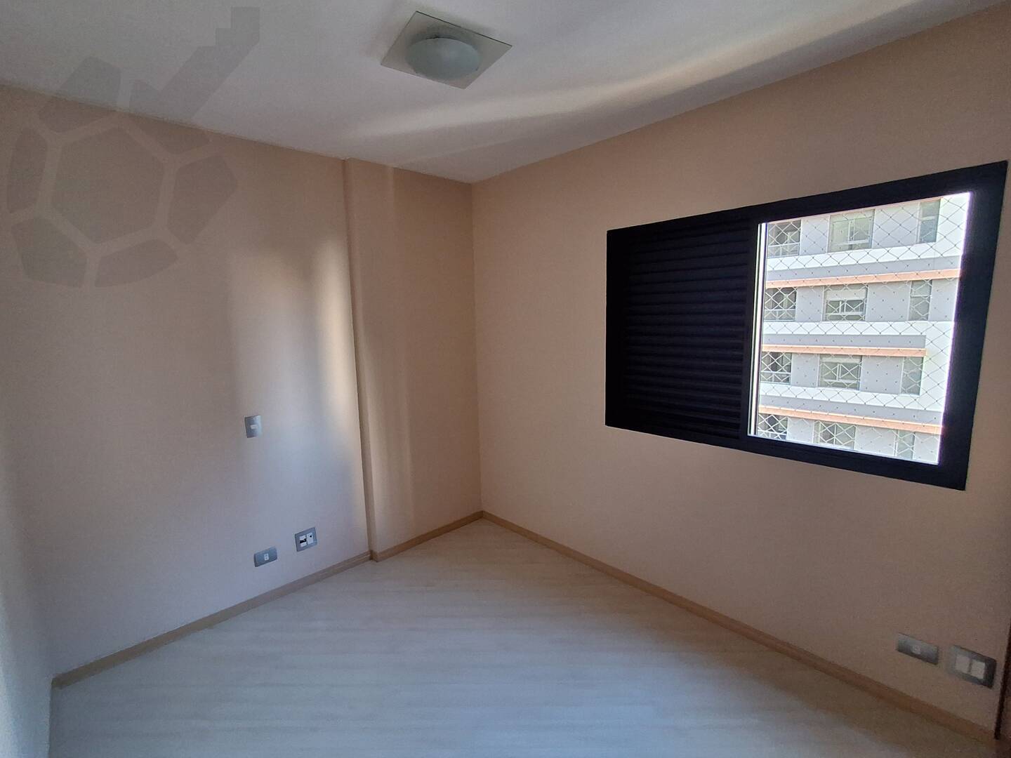 Apartamento para alugar com 3 quartos, 120m² - Foto 16