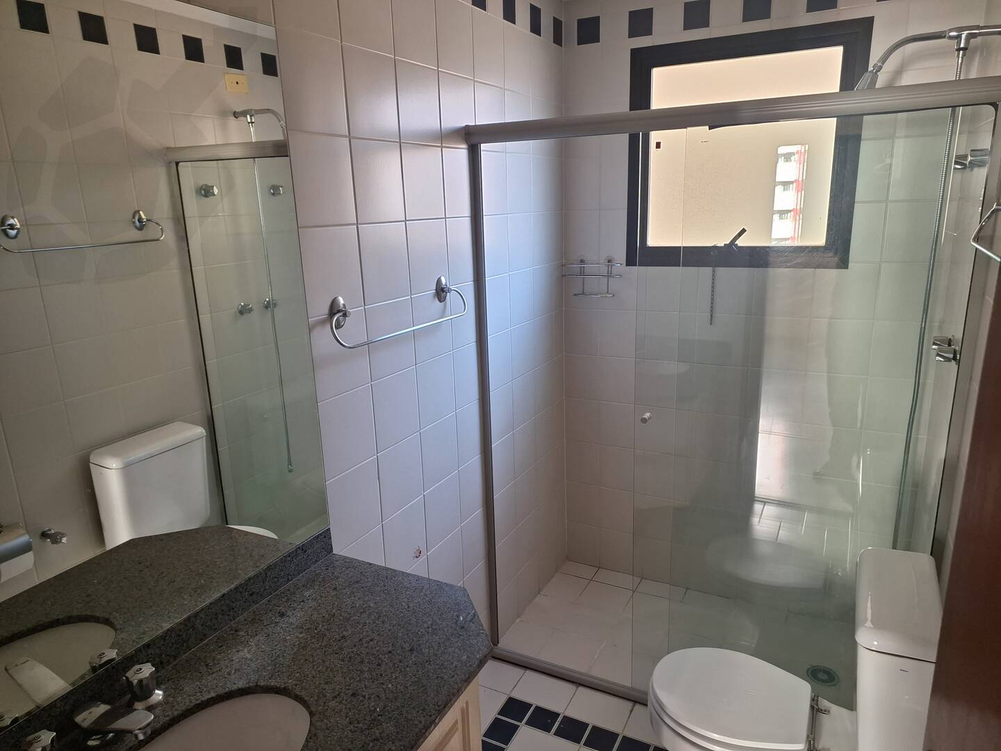 Apartamento para alugar com 3 quartos, 120m² - Foto 20