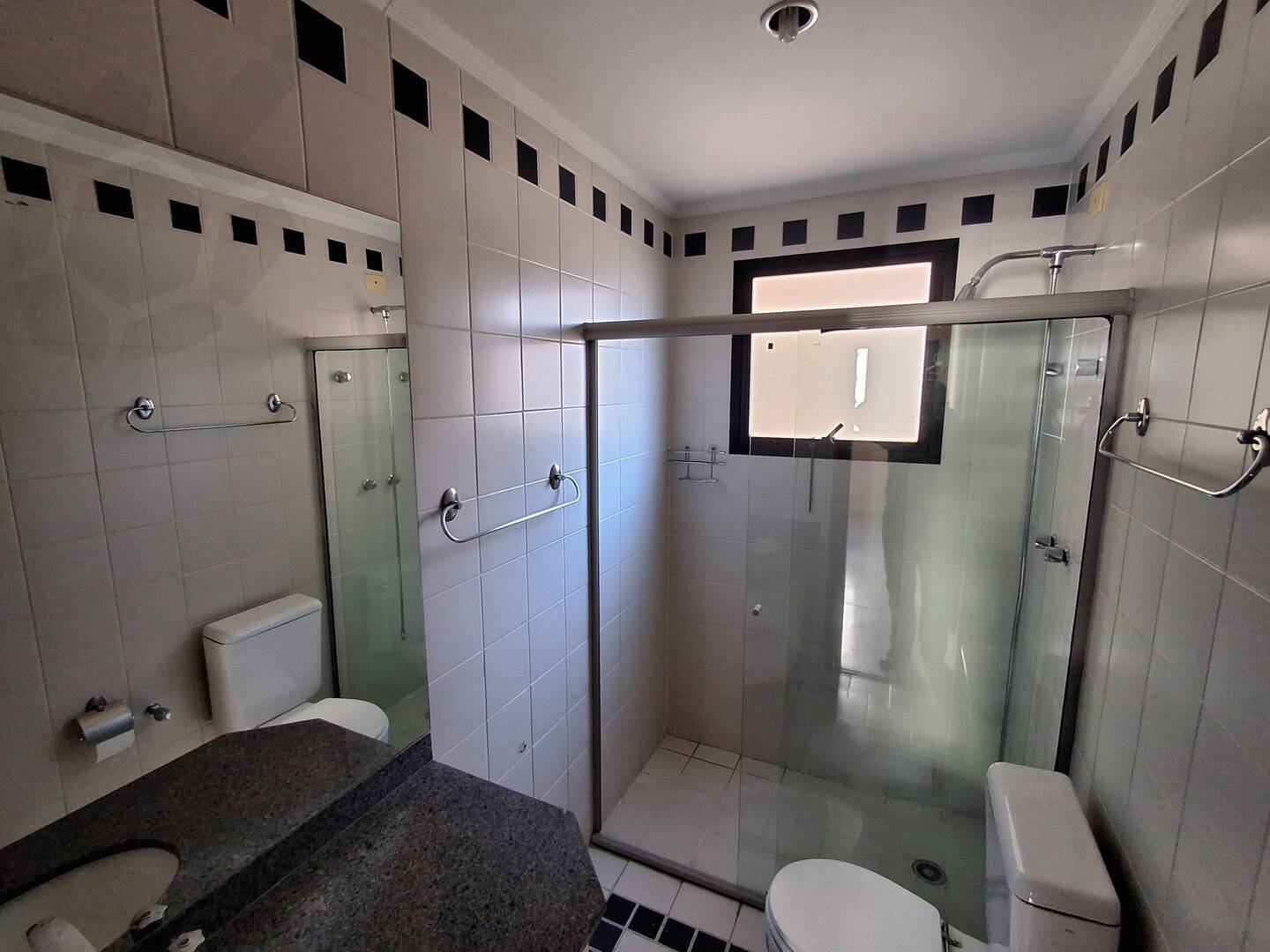 Apartamento para alugar com 3 quartos, 120m² - Foto 21