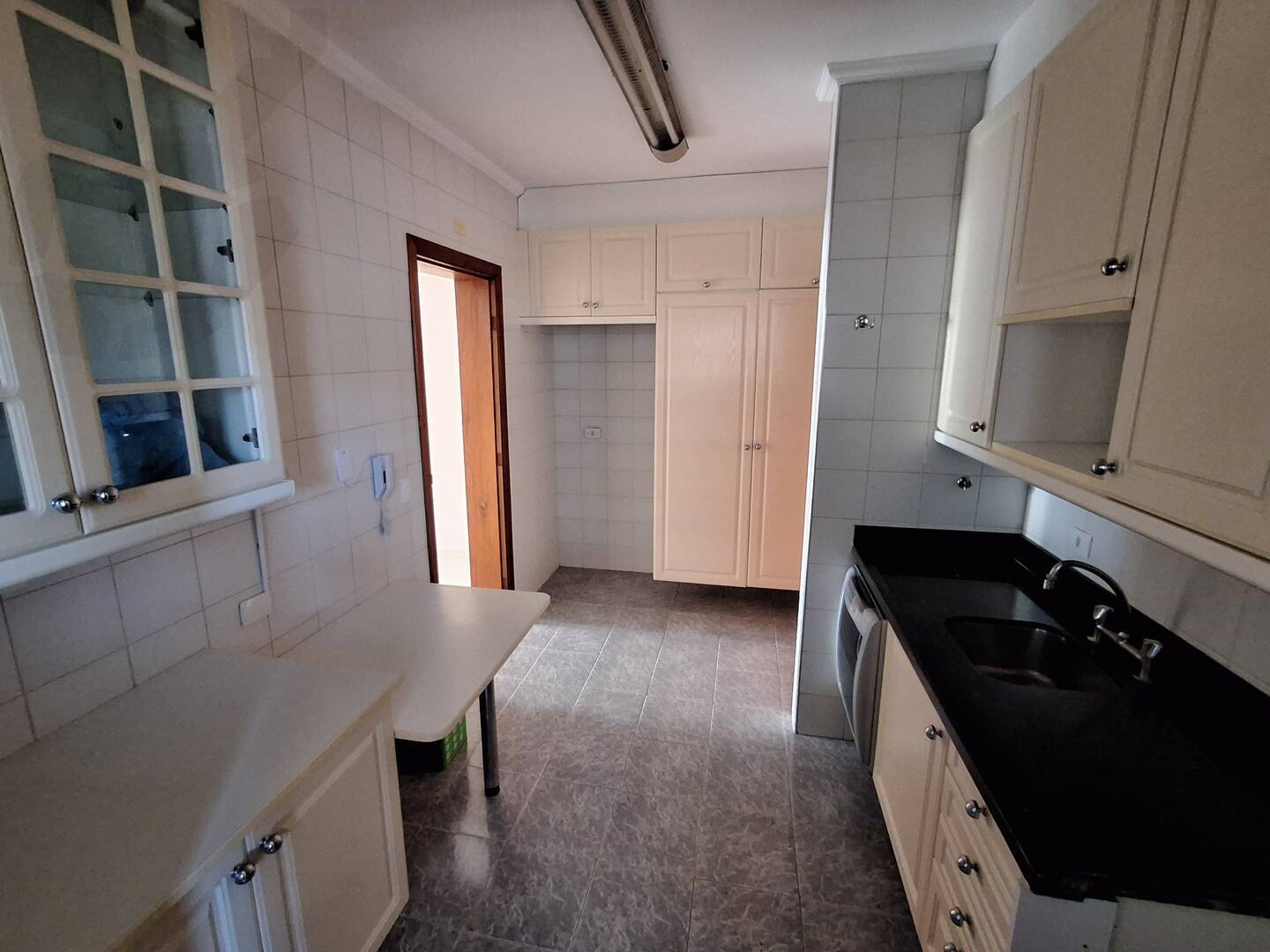Apartamento para alugar com 3 quartos, 120m² - Foto 24