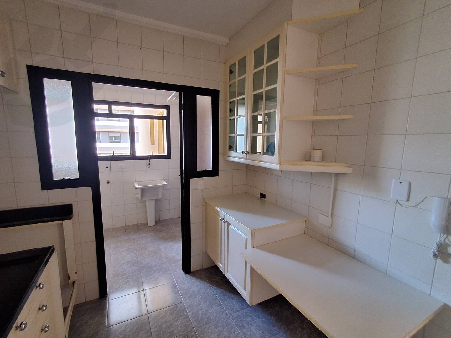 Apartamento para alugar com 3 quartos, 120m² - Foto 27