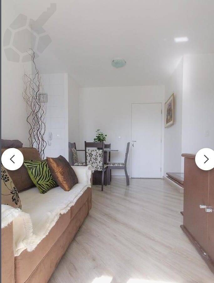 Apartamento à venda com 2 quartos, 60m² - Foto 4