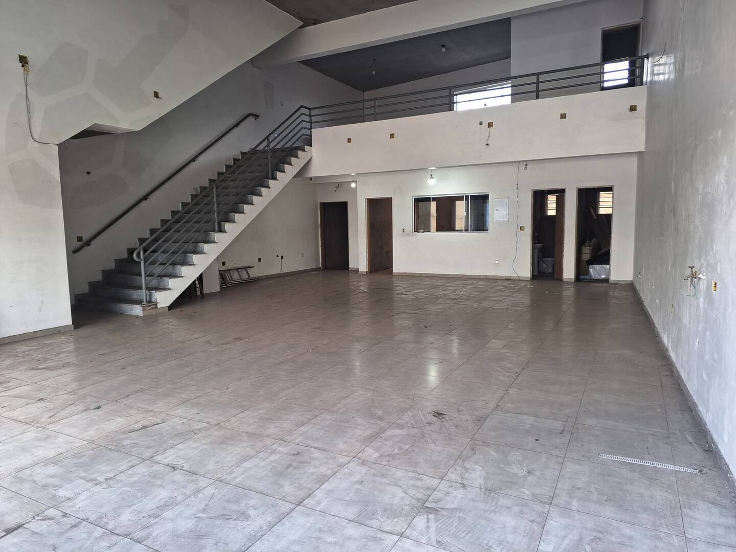 Prédio Inteiro, 330 m² - Foto 2